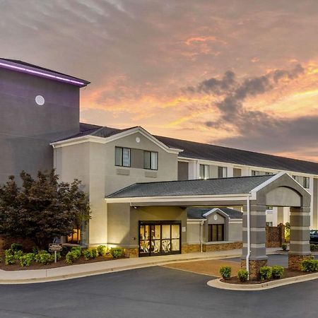 Sleep Inn & Suites Джонсън Сити Екстериор снимка