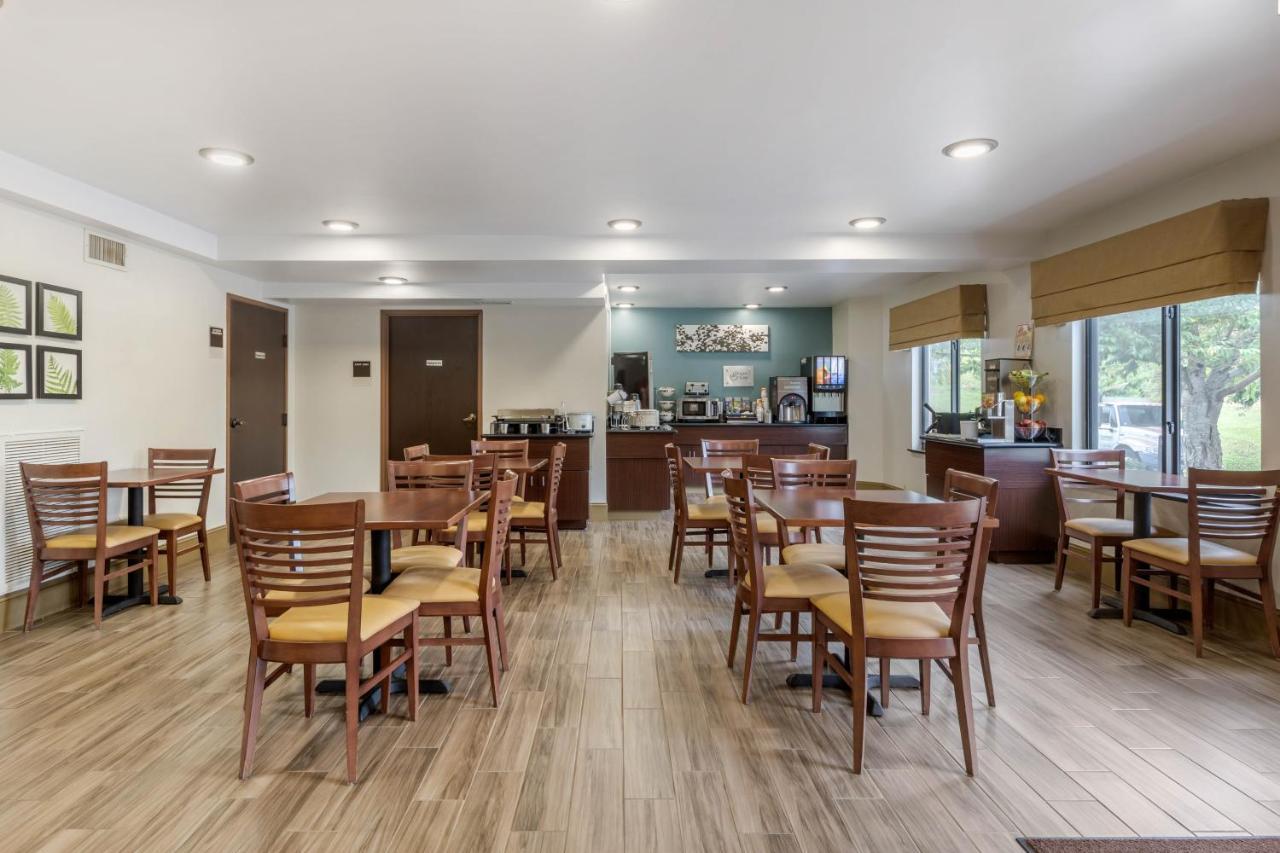 Sleep Inn & Suites Джонсън Сити Екстериор снимка